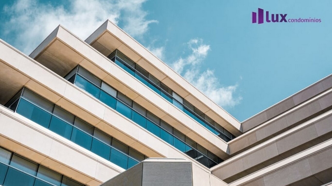 Lux Condomínios Almada