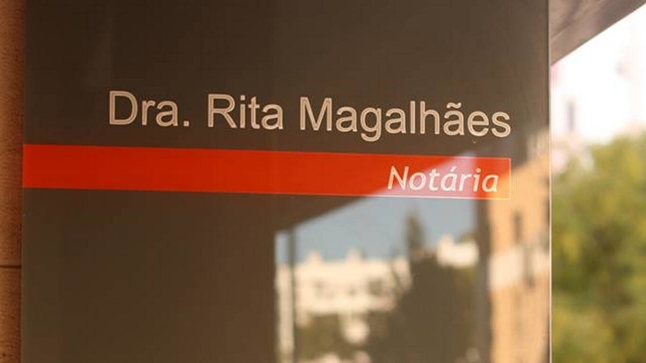 Rita Magalhães - Notária